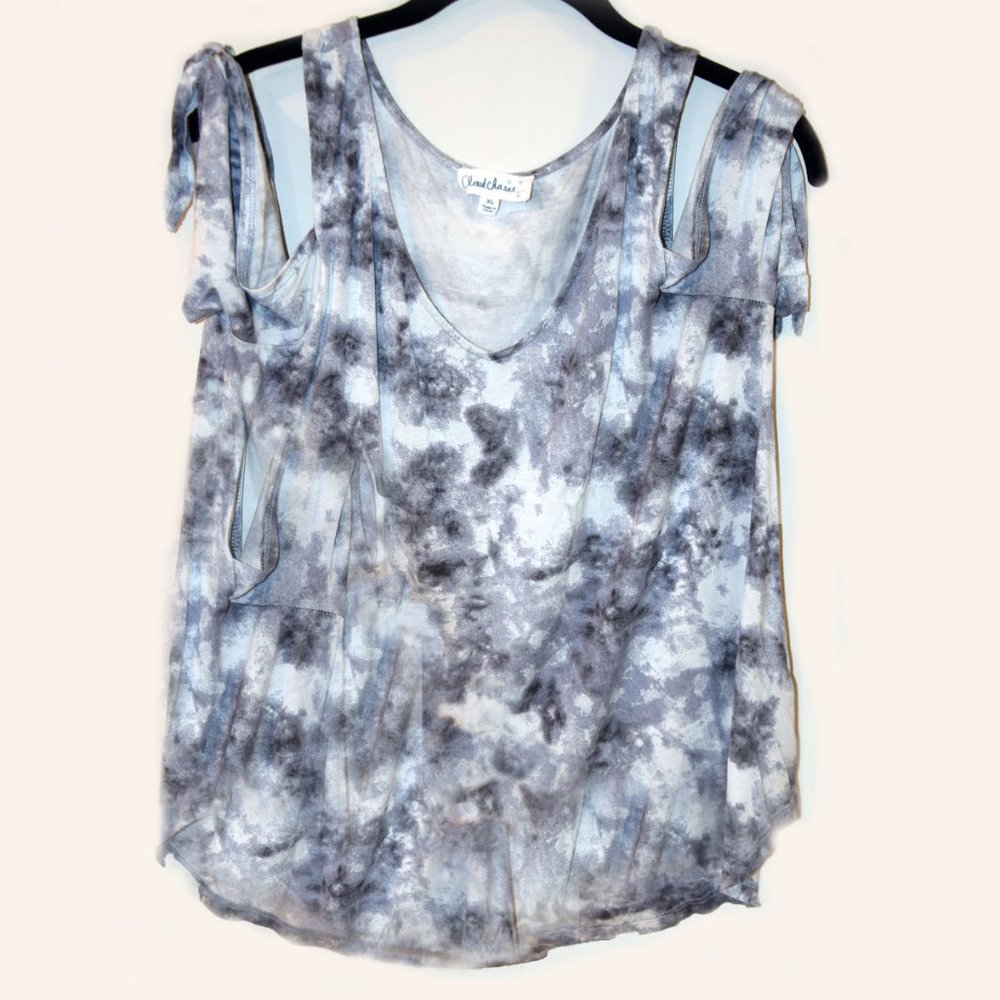 Navy and White Tie-Dye Open Shoulder Top